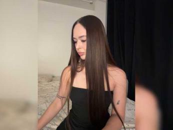 EmelyExx — Bongacams stream photo (May 2026)