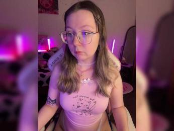 henby_streams — Bongacams stream photo (Mar 2026)