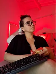 MariaPau_83 — Stripchat stream photo (Mar 2026)