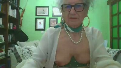 nacha8888 — Cam4 stream photo (Mar 2026)