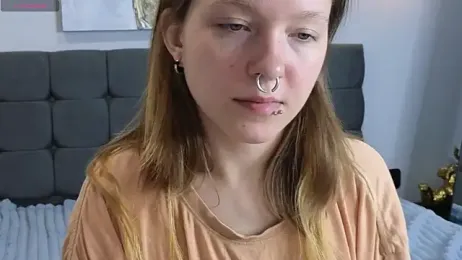 LauraLowe — Stripchat stream photo (Jul 2026)