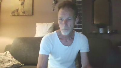 zeigesmir — modelo de webcam en línea en cam4