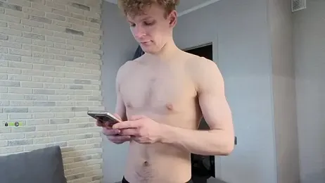 adamhariss — modelo de webcam en línea en stripchat