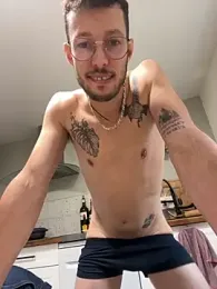 charl-5 — Stripchat stream photo (Oct 2025)