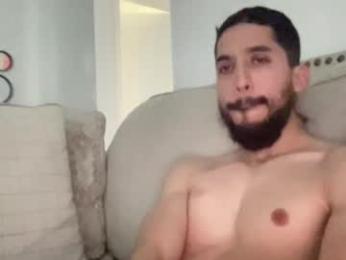 papicubano_guapo23cm — Chaturbate stream photo (Mar 2026)