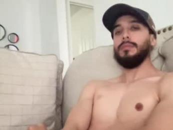 papicubano_guapo23cm — Chaturbate stream photo (Mar 2026)