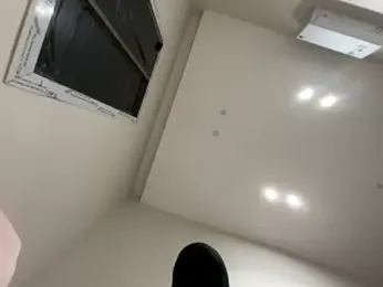 Submissive_Arab — Stripchat stream photo (Apr 2026)