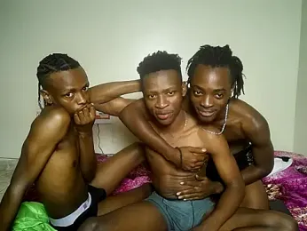 threemanias — stripchat