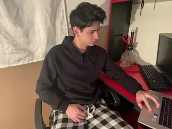 sexyboyr — Stripchat stream photo (Feb 2025)