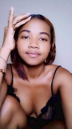 Elysca — Cam4 stream photo (Apr 2026)