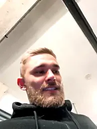 Benjamiinlt — Stripchat stream photo (Apr 2026)