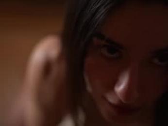 emyii — modelo de webcam en línea en chaturbate