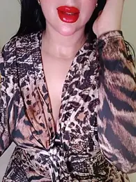 Queen_sousou — modelo de webcam en línea en stripchat