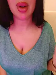Queen_sousou — modelo de webcam en línea en stripchat