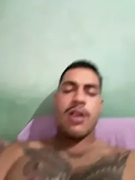 TiagopirocudoMG — modelo de webcam en línea en stripchat