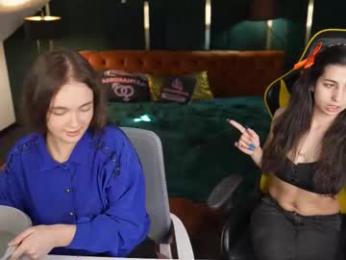 juicy_secrets_054 — Chaturbate stream photo (Mar 2026)