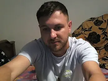 hugedickedd — Stripchat stream photo (Jun 2026)