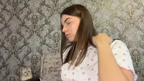 LouraOnsurez — Stripchat stream photo (Jul 2026)