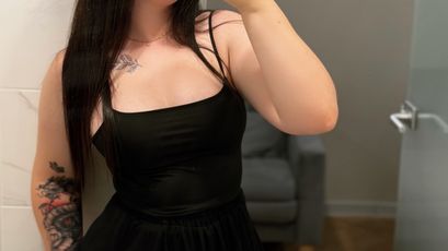 Olechka — modelo de webcam en línea en skyprivate