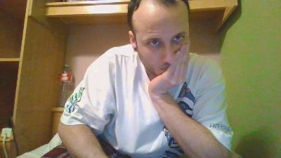 Disfruton95 — Cam4 stream photo (Mar 2026)