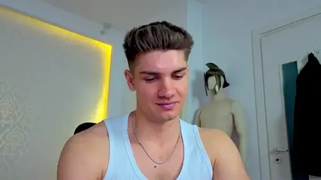 MaxKaiden — Stripchat stream photo (Apr 2026)