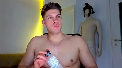 MaxKaiden — Stripchat stream photo (Apr 2026)