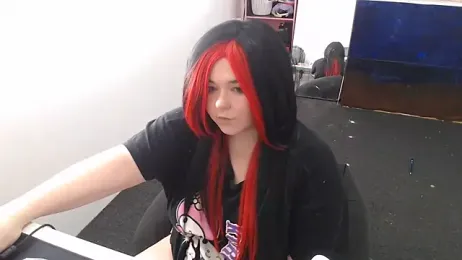 dramaticdumpsterfire — Stripchat stream photo (Jun 2026)