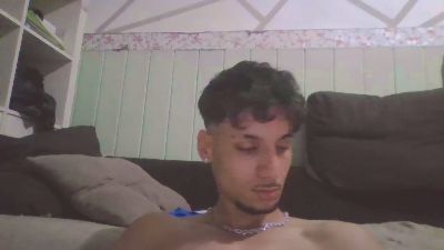 moritoxxl — Cam4 stream photo (May 2026)