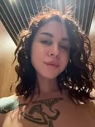 RosieDesire — modelo de webcam en línea en stripchat