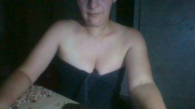 Adela — Cam4 stream photo (Aug 2026)