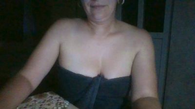Adela — Cam4 stream photo (Aug 2026)