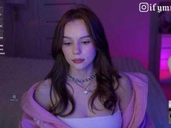 fymryn — modelo de webcam en línea en bongacams