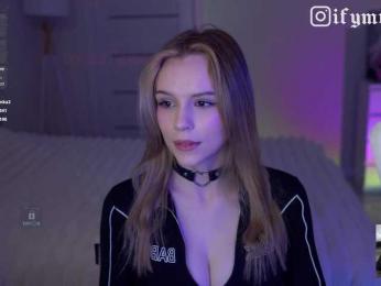 fymryn — modelo de webcam en línea en bongacams