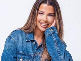 CapriAndersen — Livejasmin profile photo