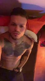 nicolas2471 — Cam4 stream photo (Apr 2026)