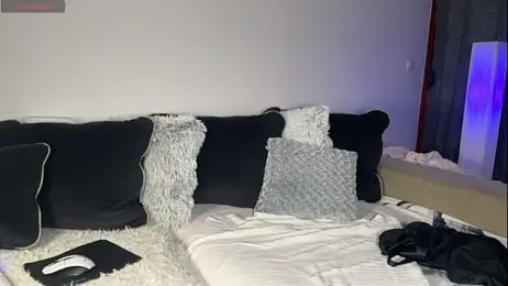 SierraFox_ — Stripchat stream photo (Dec 2025)