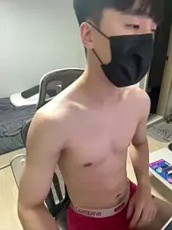 Mooks_man — modelo de webcam en línea en stripchat