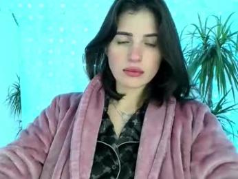 neferutt — Chaturbate stream photo (Nov 2025)