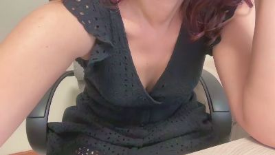 girlinoffice — Cam4 stream photo (Jun 2026)