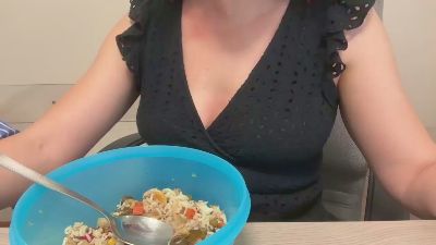 girlinoffice — Cam4 stream photo (Jun 2026)