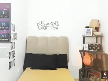 Trixie_Mattel21 — Stripchat stream photo (Mar 2026)