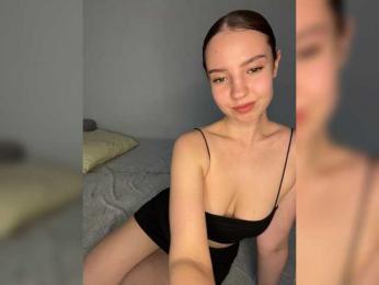 polyssa — modelo de webcam en línea en bongacams