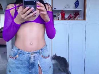halliee — modelo de webcam en línea en chaturbate