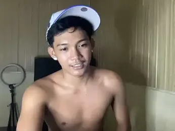 YourcumBoy77 — modelo de webcam en línea en stripchat