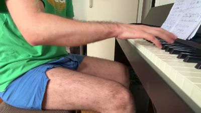 hugohotbi — Cam4 stream photo (Sep 2026)