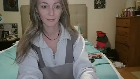 Heyitsmee33 — Stripchat stream photo (Mar 2026)