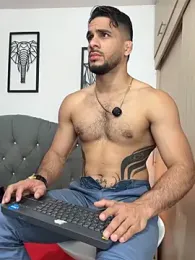 Maximiliano_ford — Stripchat stream photo (Feb 2026)