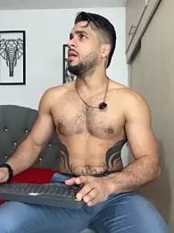 Maximiliano_ford — Stripchat stream photo (Feb 2026)