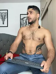 Maximiliano_ford — Stripchat stream photo (Feb 2026)