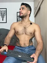 Maximiliano_ford — Stripchat stream photo (Feb 2026)